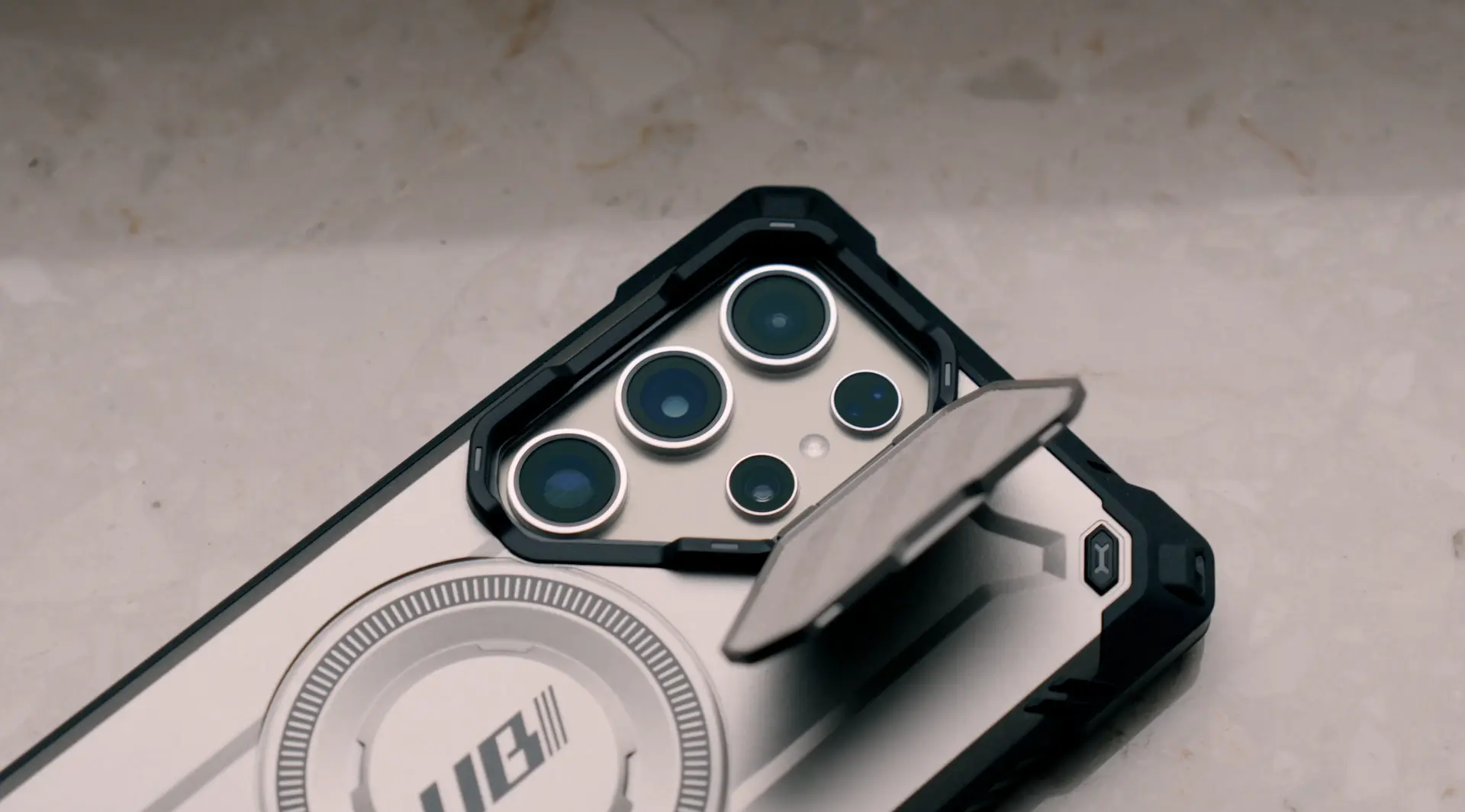 samsung-galaxy-s24-ultra-etui